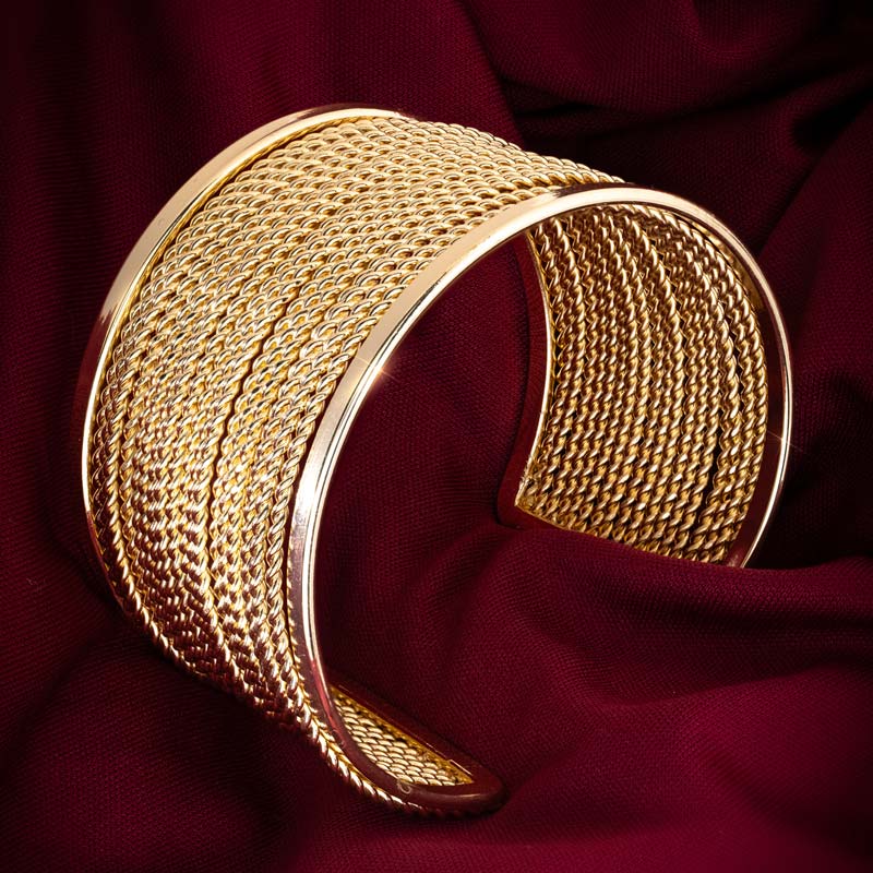 Women's Perfect Choice Gold Cuff